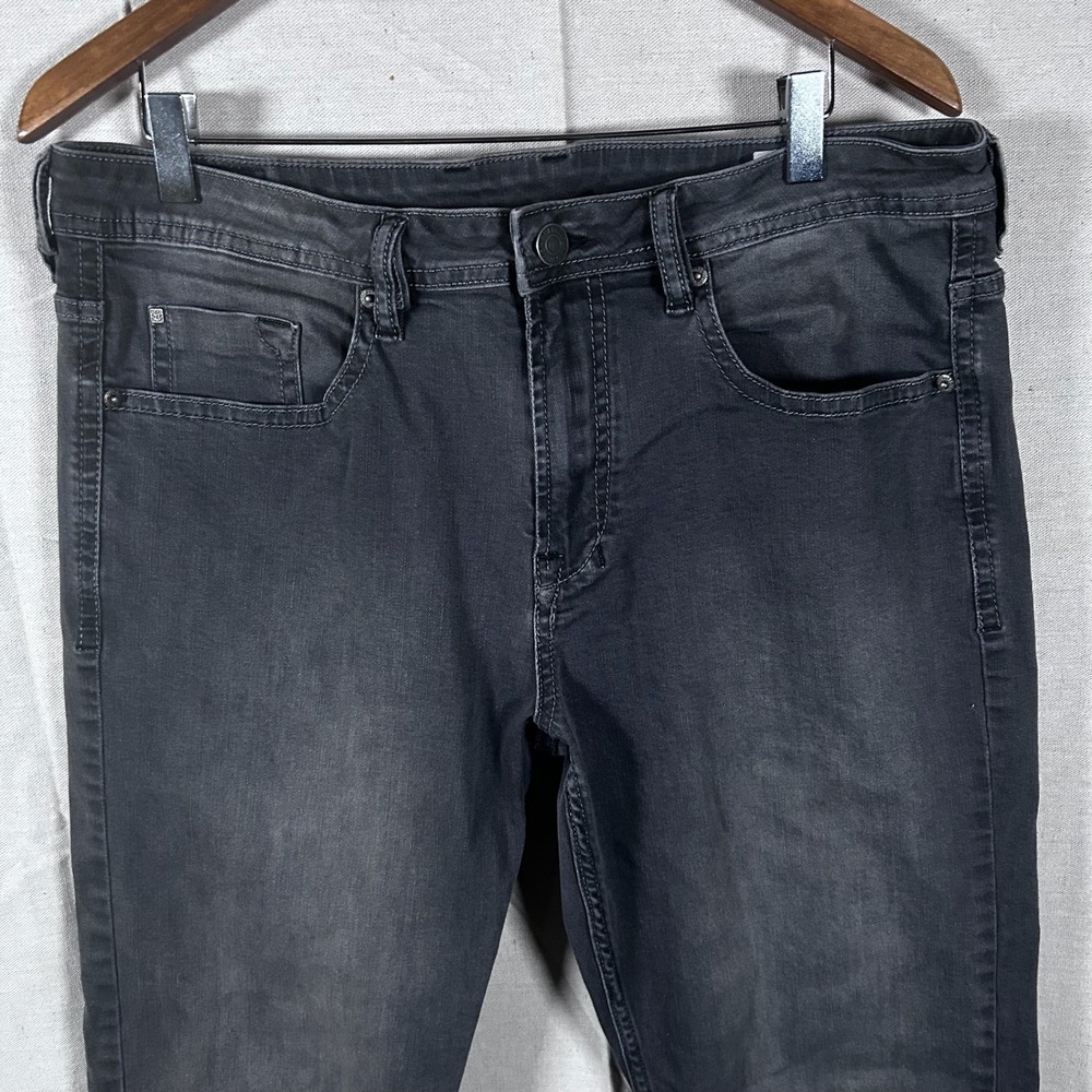 Buffalo David Bitton Driven-X Basic Straight Stre… - image 2